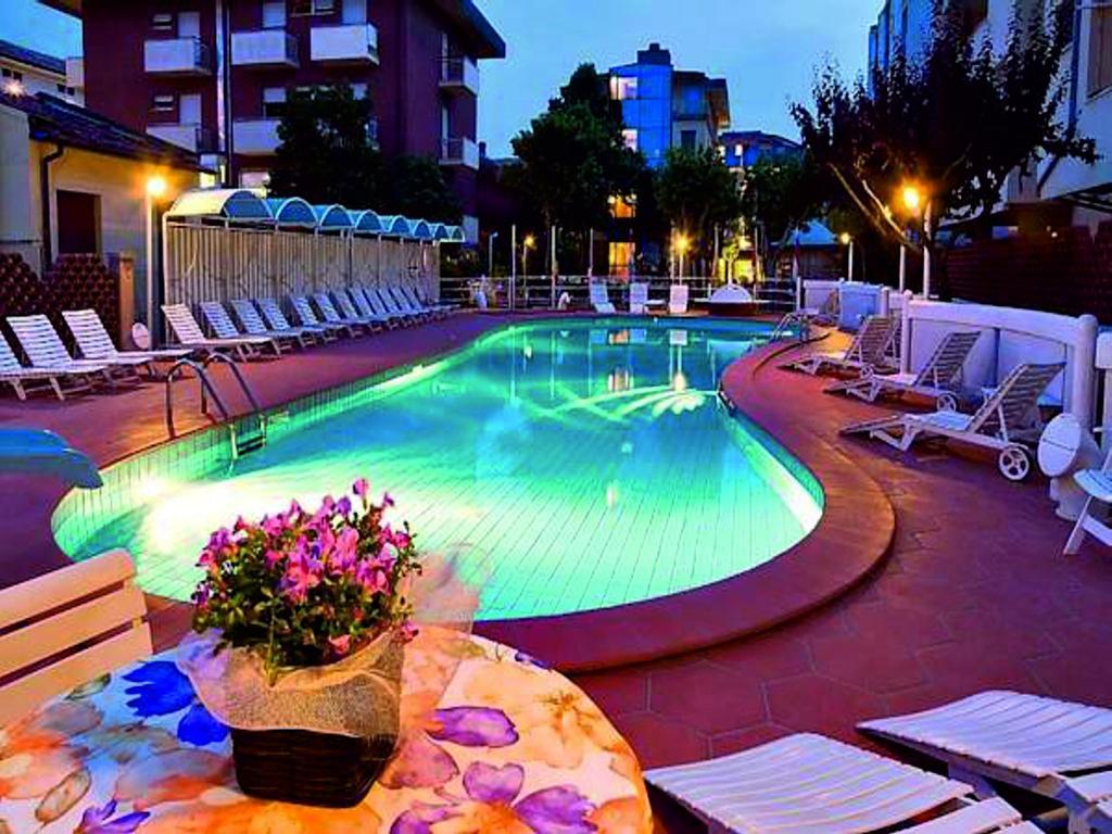 Hotel Rosalba - Valentini Family Village Беллария-Иджеа-Марина Экстерьер фото